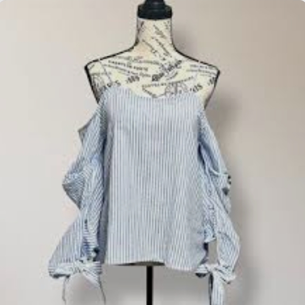 BNWT After Market Blue & White Striped Cold Shoulder Tie Sleeve Top Size S